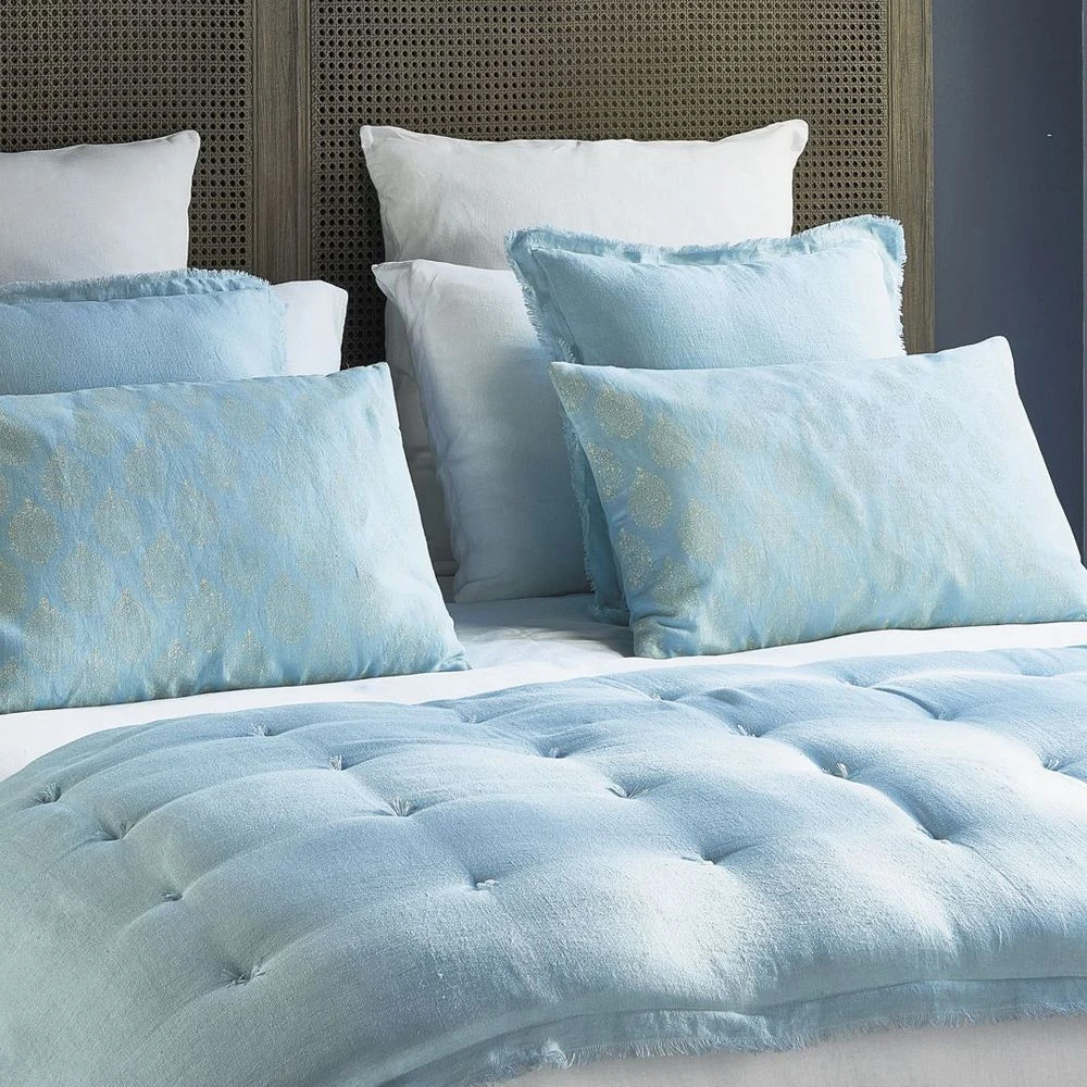 Blanc D'Ivoire Lea Quilt Sky Blue
